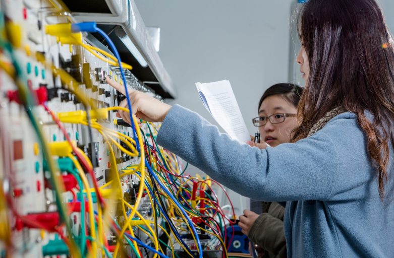 Prospek Kerja Teknik Elektro Yang Benar-benar Menjanjikan